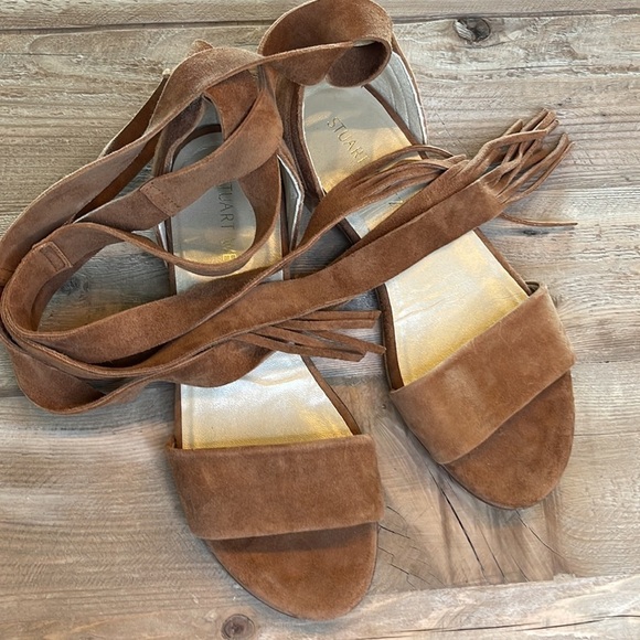 Stuart Weitzman Corbata Sandal.  Brown.  Size 5 - Picture 9 of 11